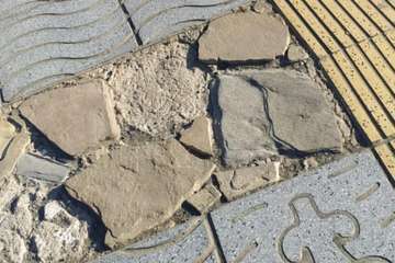 Una vecina de La Garita sufre una caída en el paseo marítimo que casi le cuesta la vida/TA.